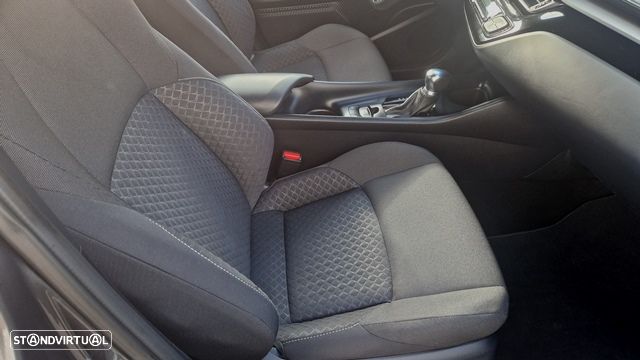 Toyota C-HR 1.8 Hybrid Exclusive - 13