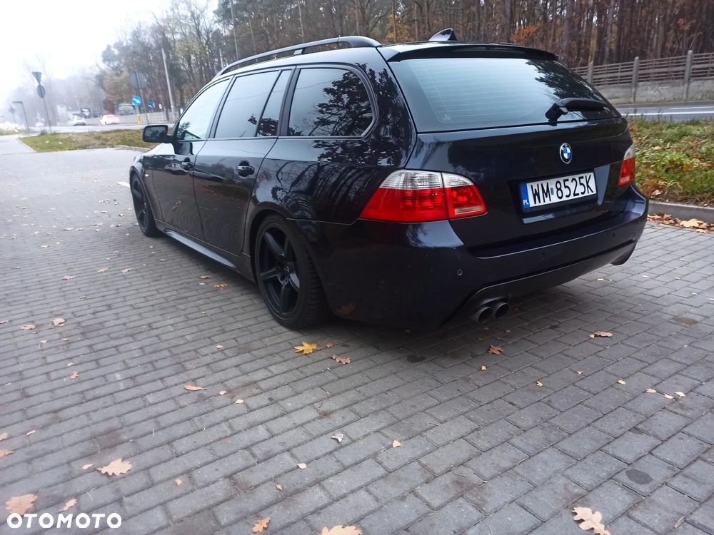 BMW Seria 5 525i Touring - 8