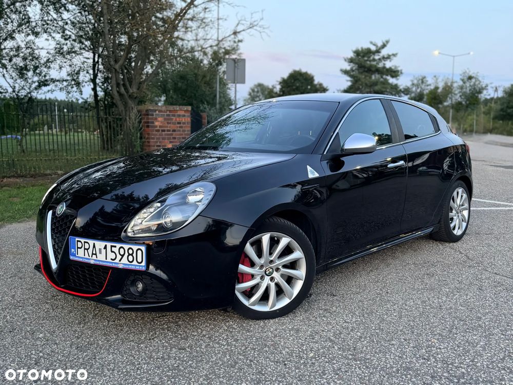 Alfa Romeo Giulietta 1.8 TBi 16V Quadrifoglio Verde - 4