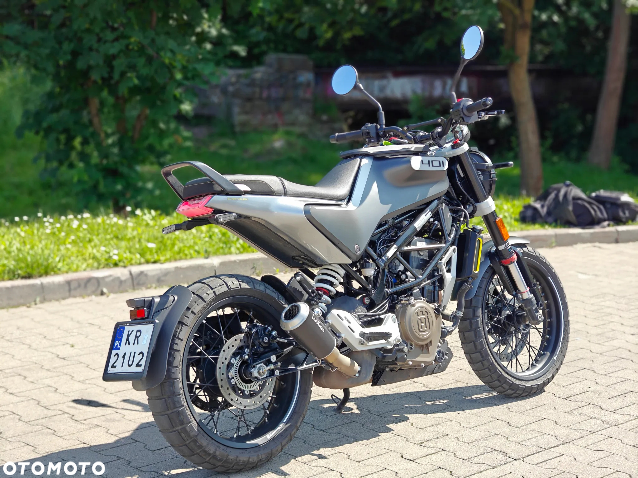 Husqvarna Svartpilen - 4