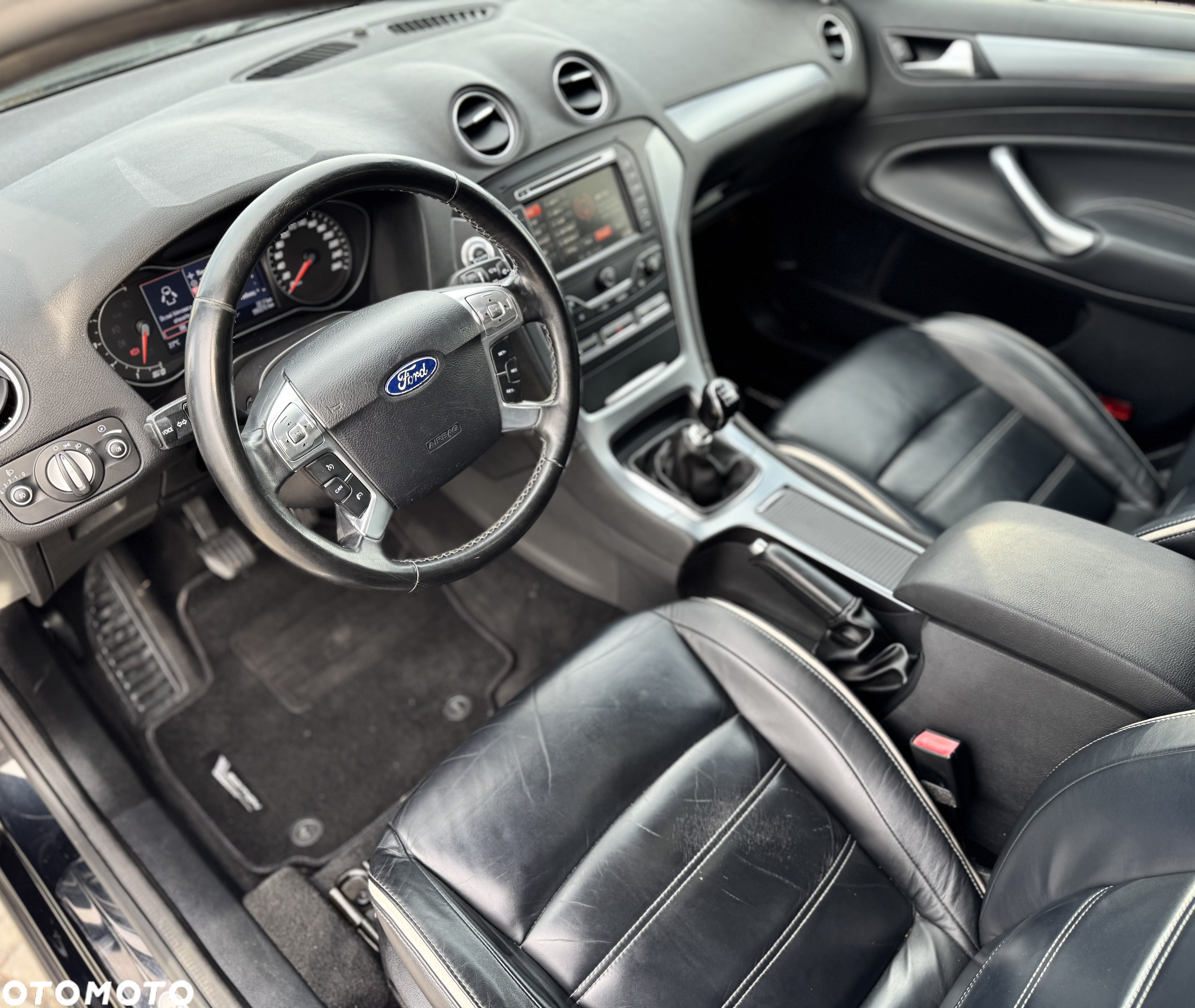 Ford Mondeo 2.2 TDCi Titanium - 17