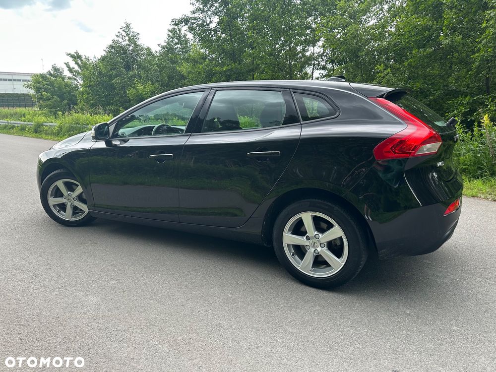 Volvo V40 D2 Kinetic - 8