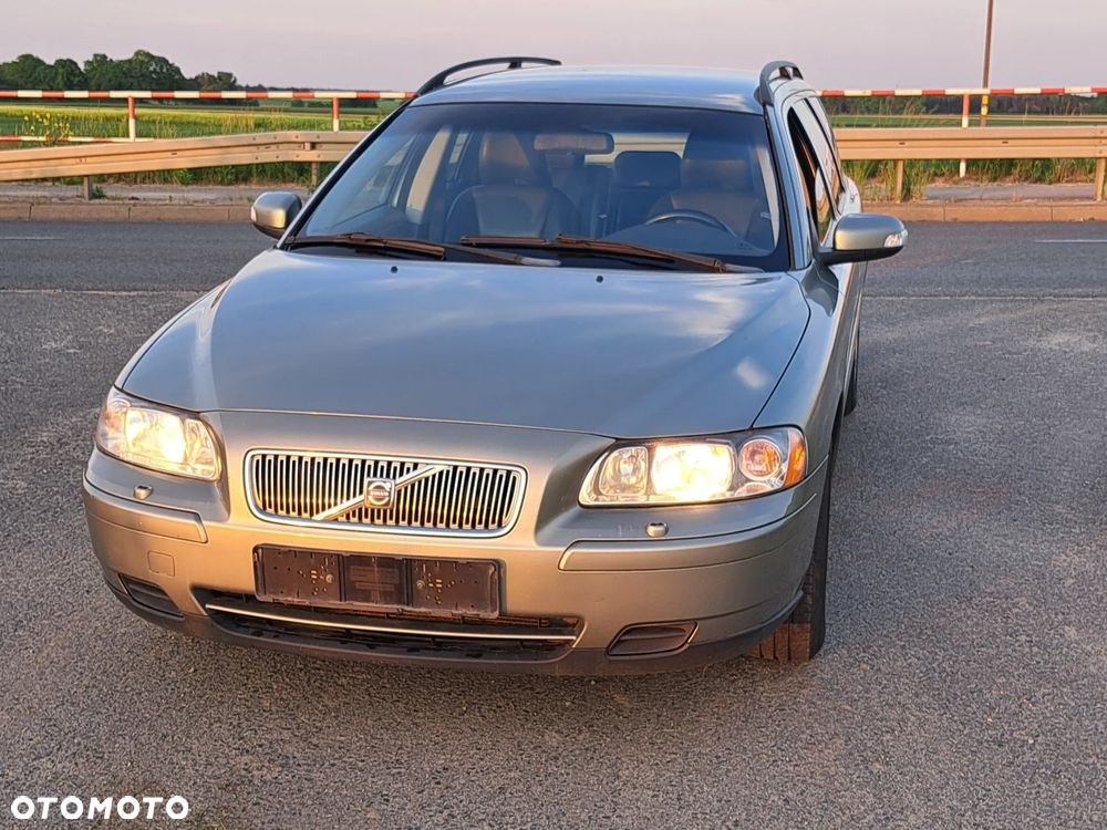 Volvo V70 2.4 Kinetic - 7