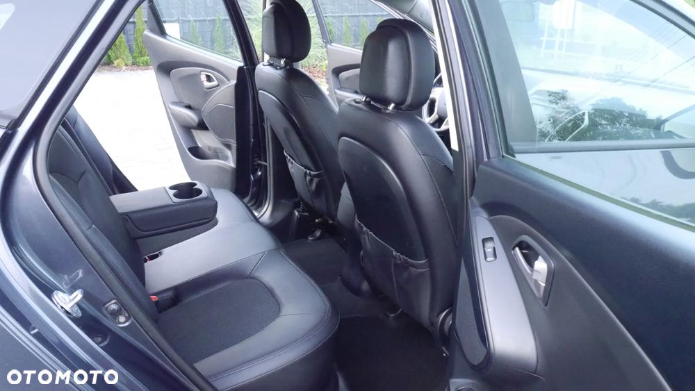 Hyundai ix35 1.7 CRDi 2WD blue Comfort - 25