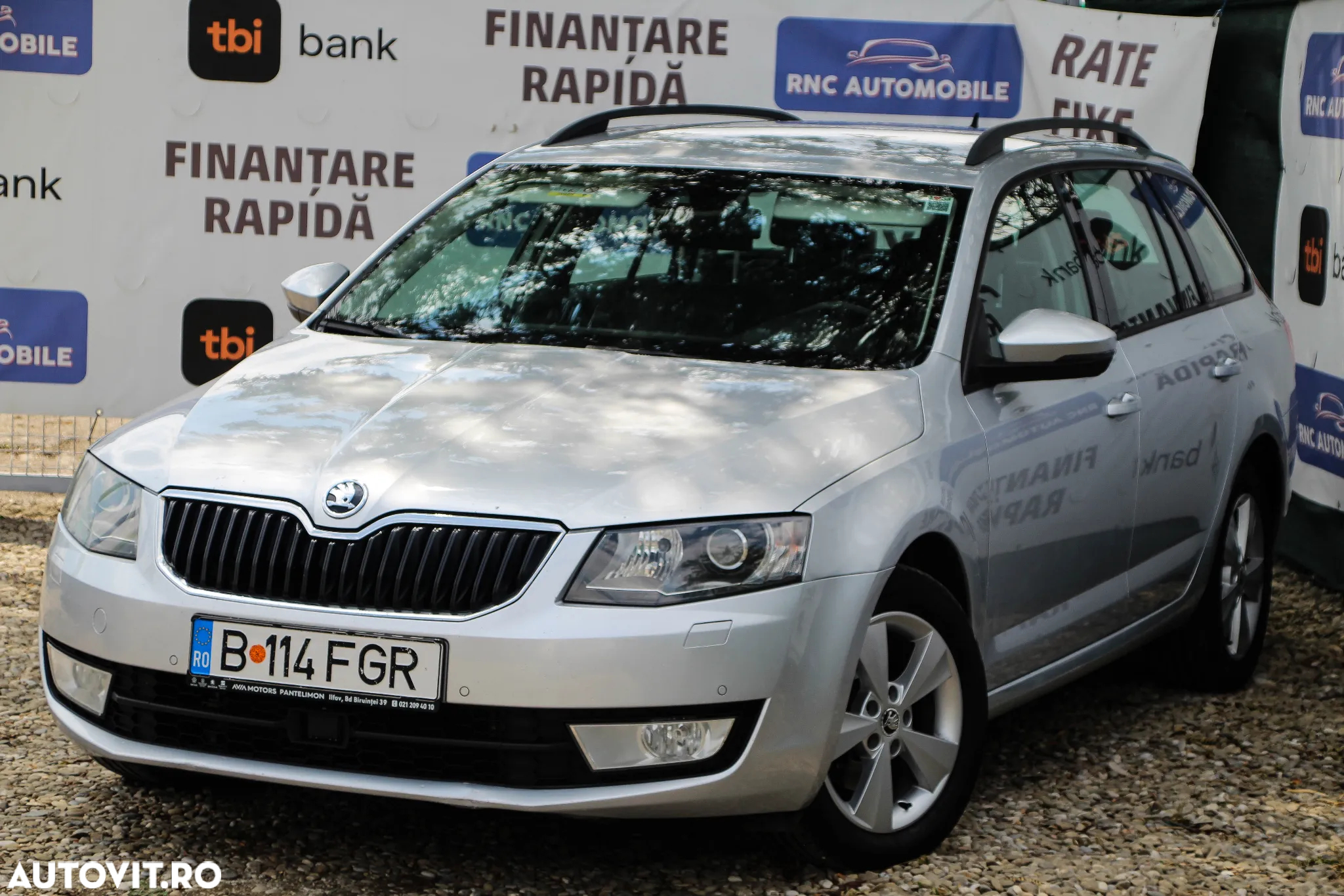 Skoda Octavia 2.0 TDI DSG Style - 3
