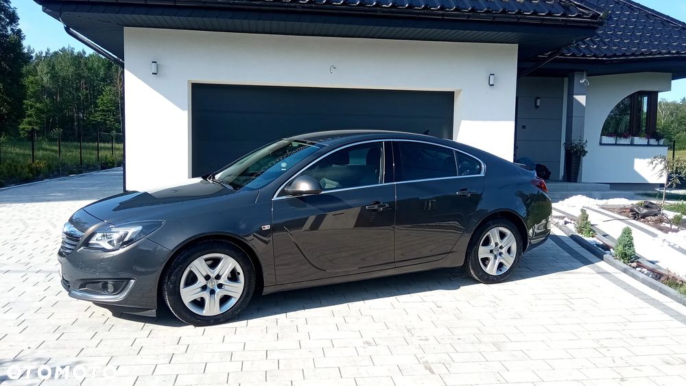 Opel Insignia - 10