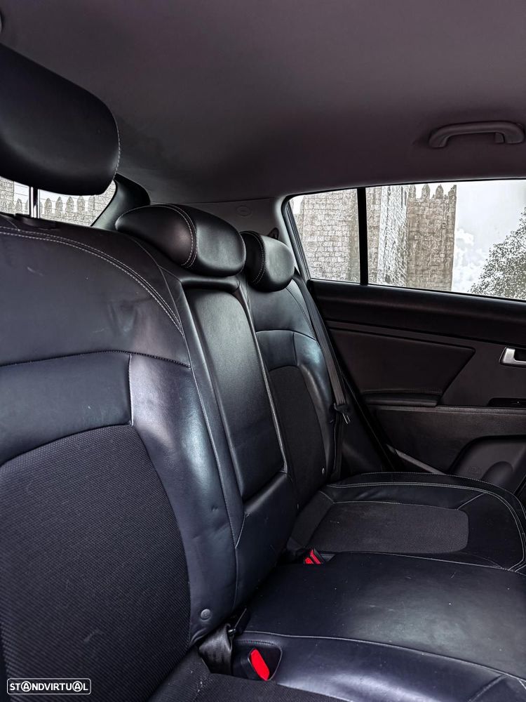 Kia Sportage 1.7 CRDI ISG EX - 5