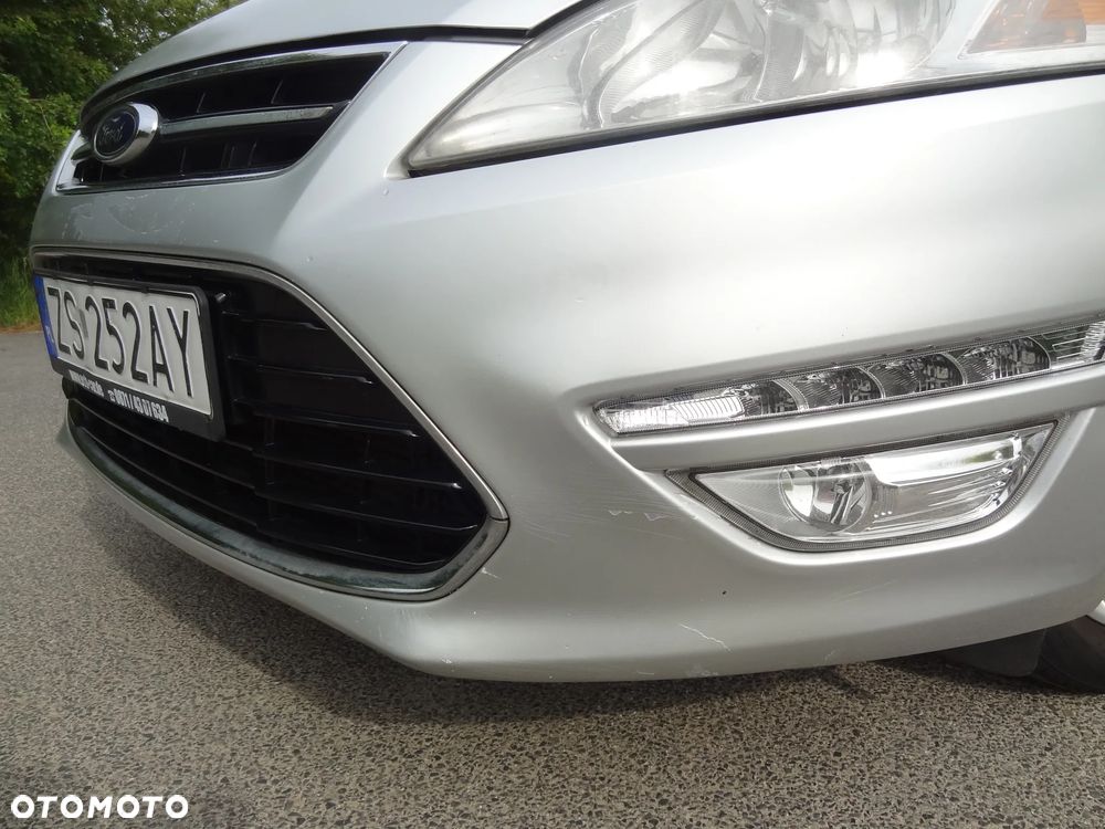 Ford Mondeo 2.0 T Trend - 18