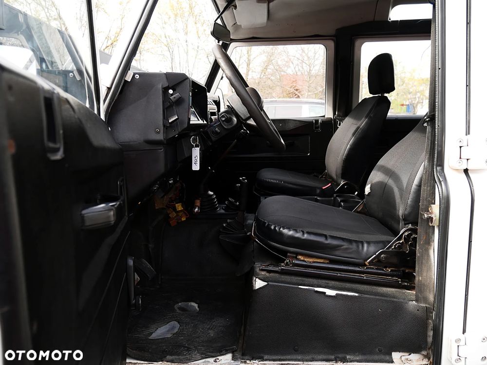 Land Rover Defender 2.5 TDI - 5