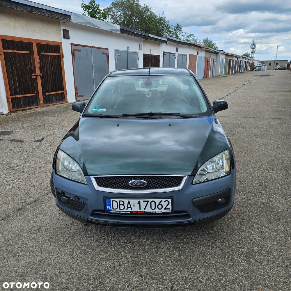 Ford Focus 1.6 Ghia - 16