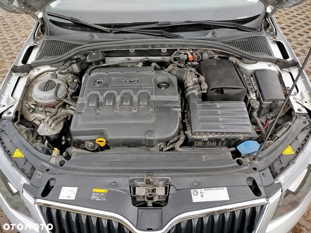 Skoda Octavia 1.6 TDI (Green tec) Ambition - 11