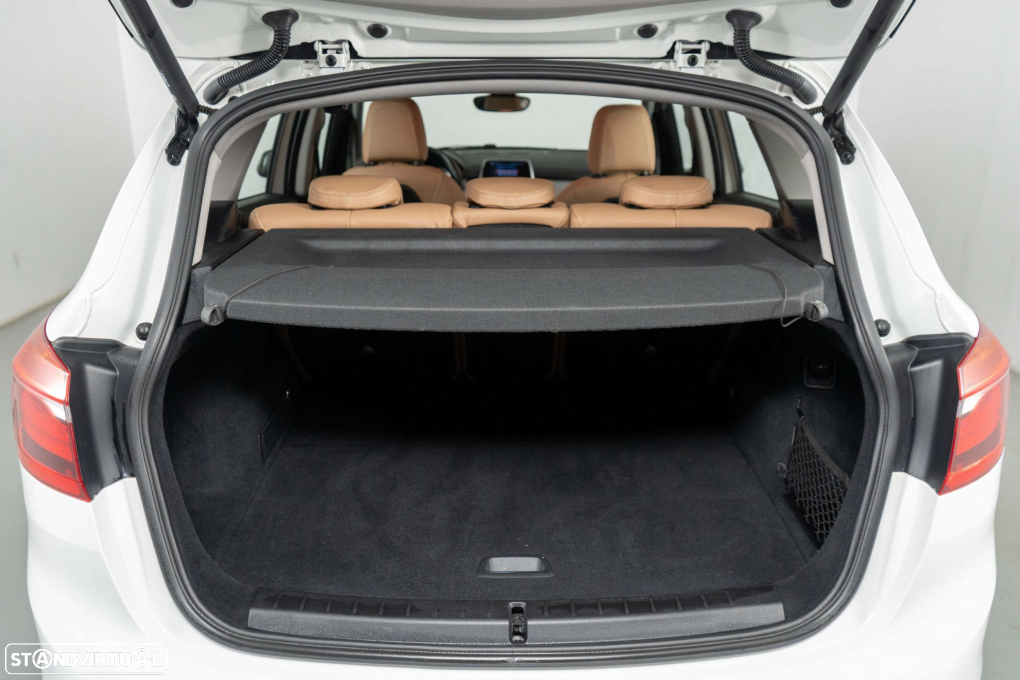 BMW 225xe Active Tourer Line Luxury - 11