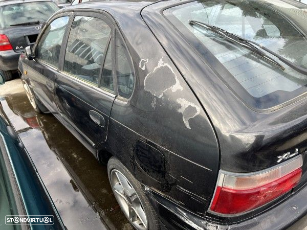 Para Peças Toyota Corolla (_E10_) - 4