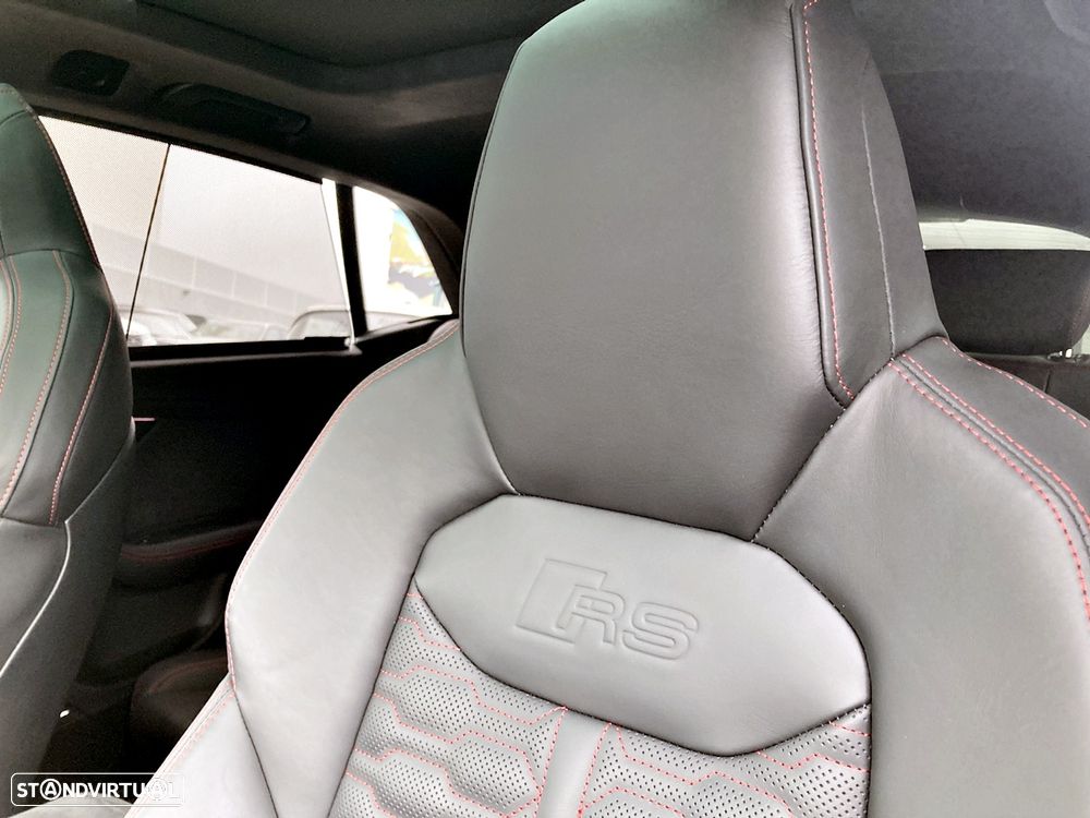 Audi RS Q8 4.0 TFSI quattro Tiptronic - 24