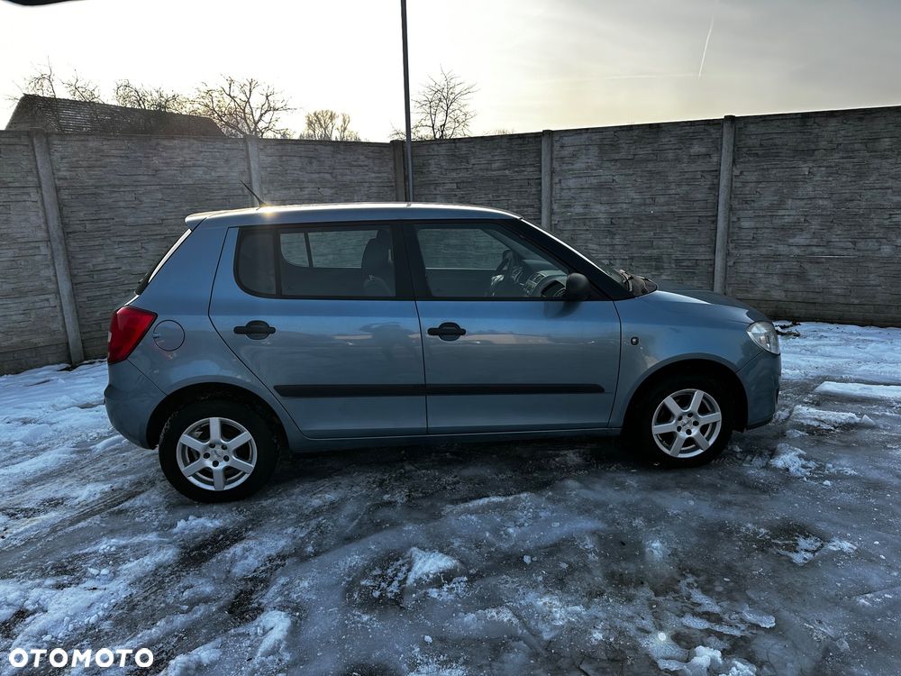 Skoda Fabia - 10