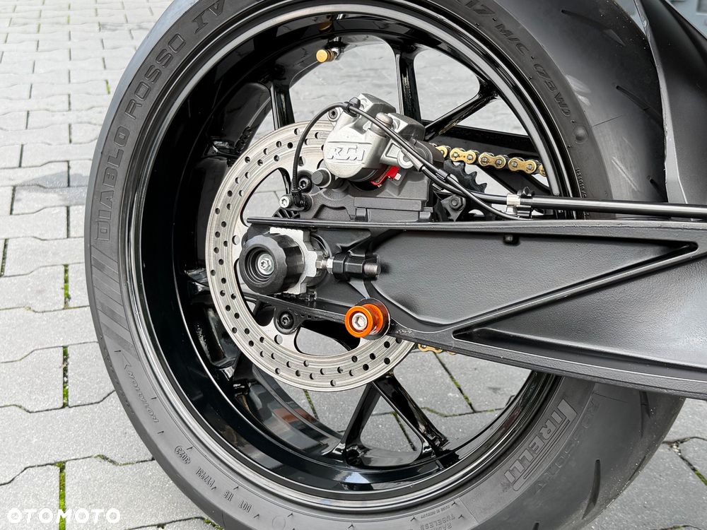 KTM Duke 790 - 17