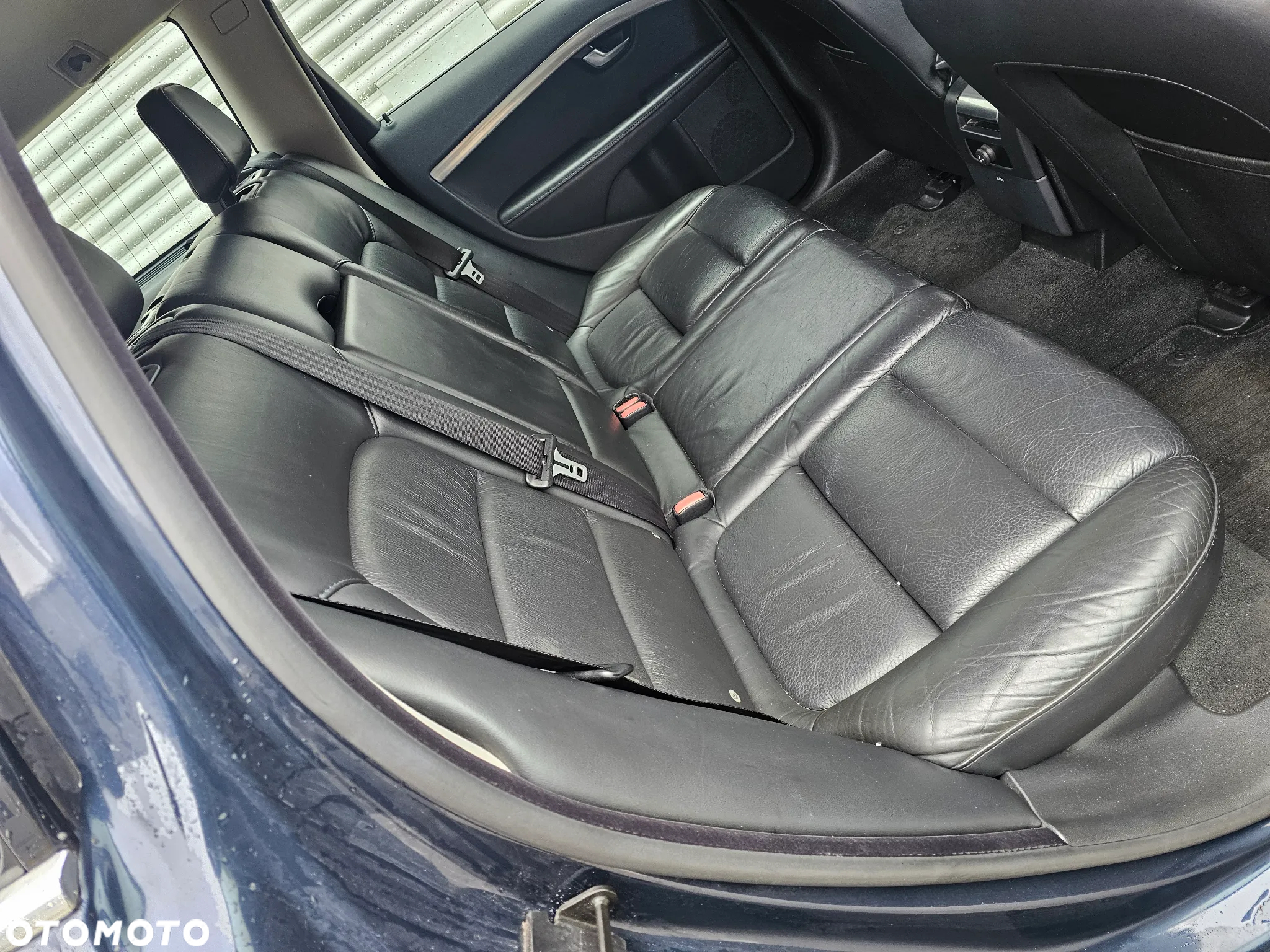 Volvo V70 D3 Momentum - 24