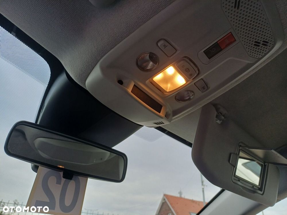 Citroën C4X 1.2 PureTech Feel Pack S&S EAT8 - 23