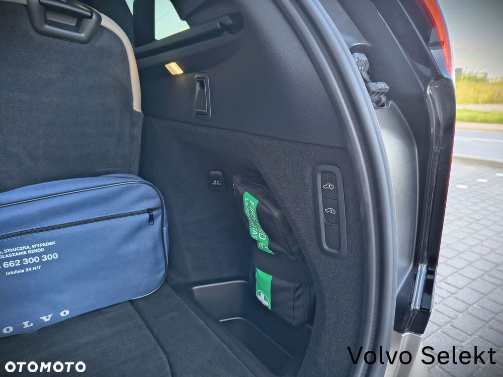 Volvo XC 90 - 33