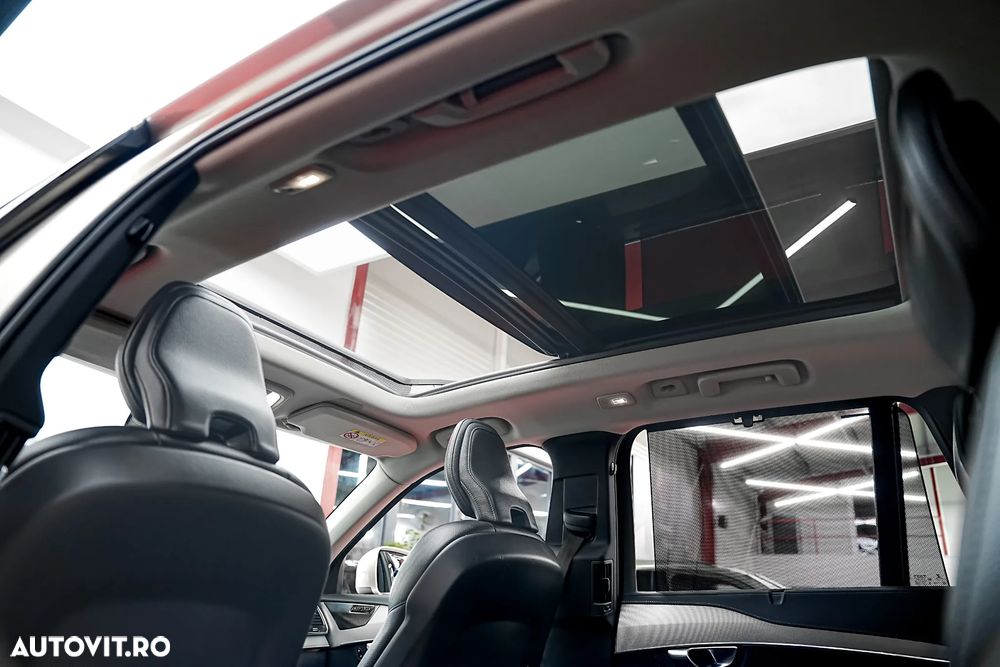 Volvo XC 90 B5 D AWD Plus Bright - 8