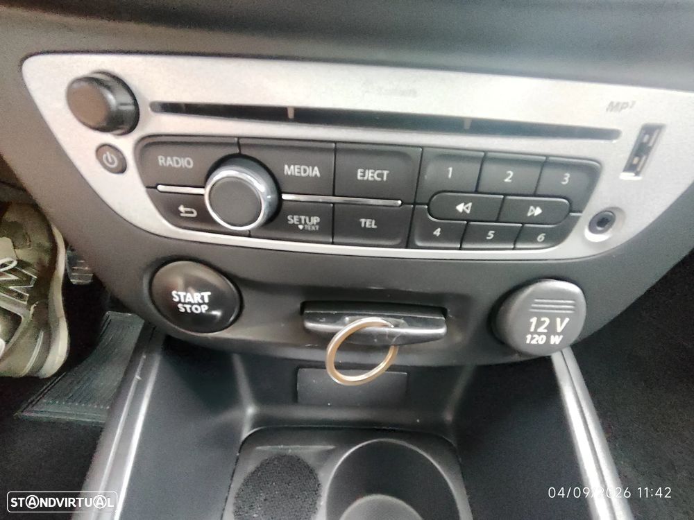 Renault Mégane 1.5 dCi Dynamique - 32