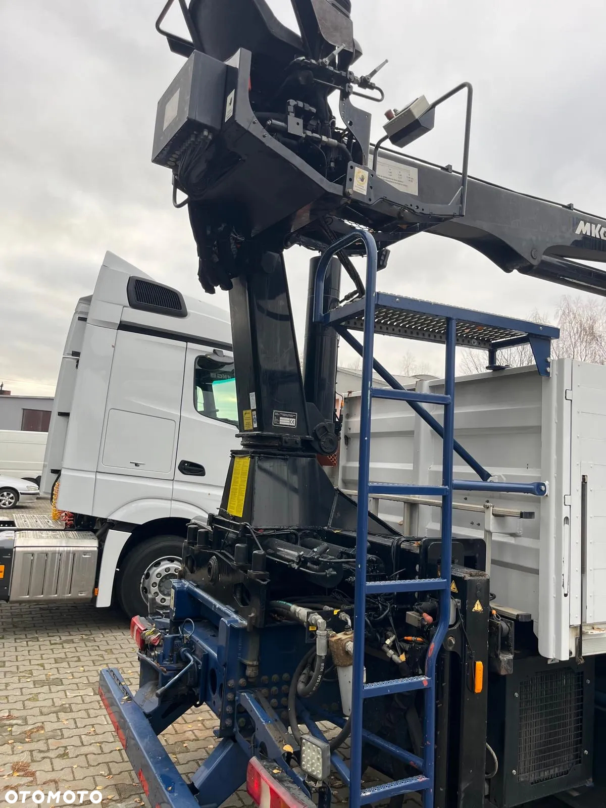 Mercedes-Benz Arocs   2551 6x2 HDS - 6