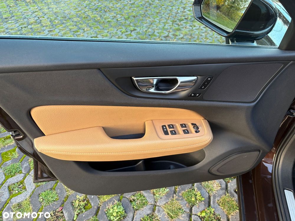 Volvo V60 T4 Inscription - 8