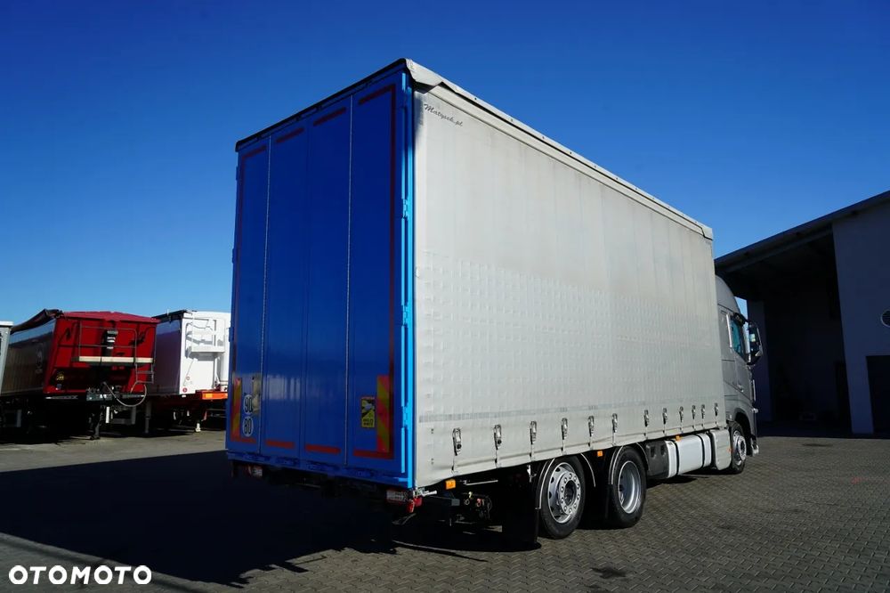 Volvo FH 460 / FIRANKA 7,3 M SOLÓWKA / MEGA / KLIMA POSTOJOWA / OŚ PODNOSZONA I SKRĘTNA / MOCNA PODŁOGA / - 3