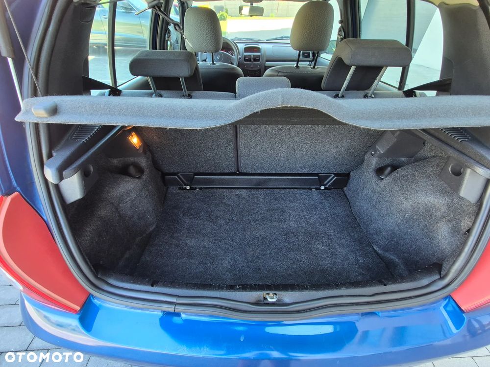 Renault Clio 1.2 16V Privilege - 30