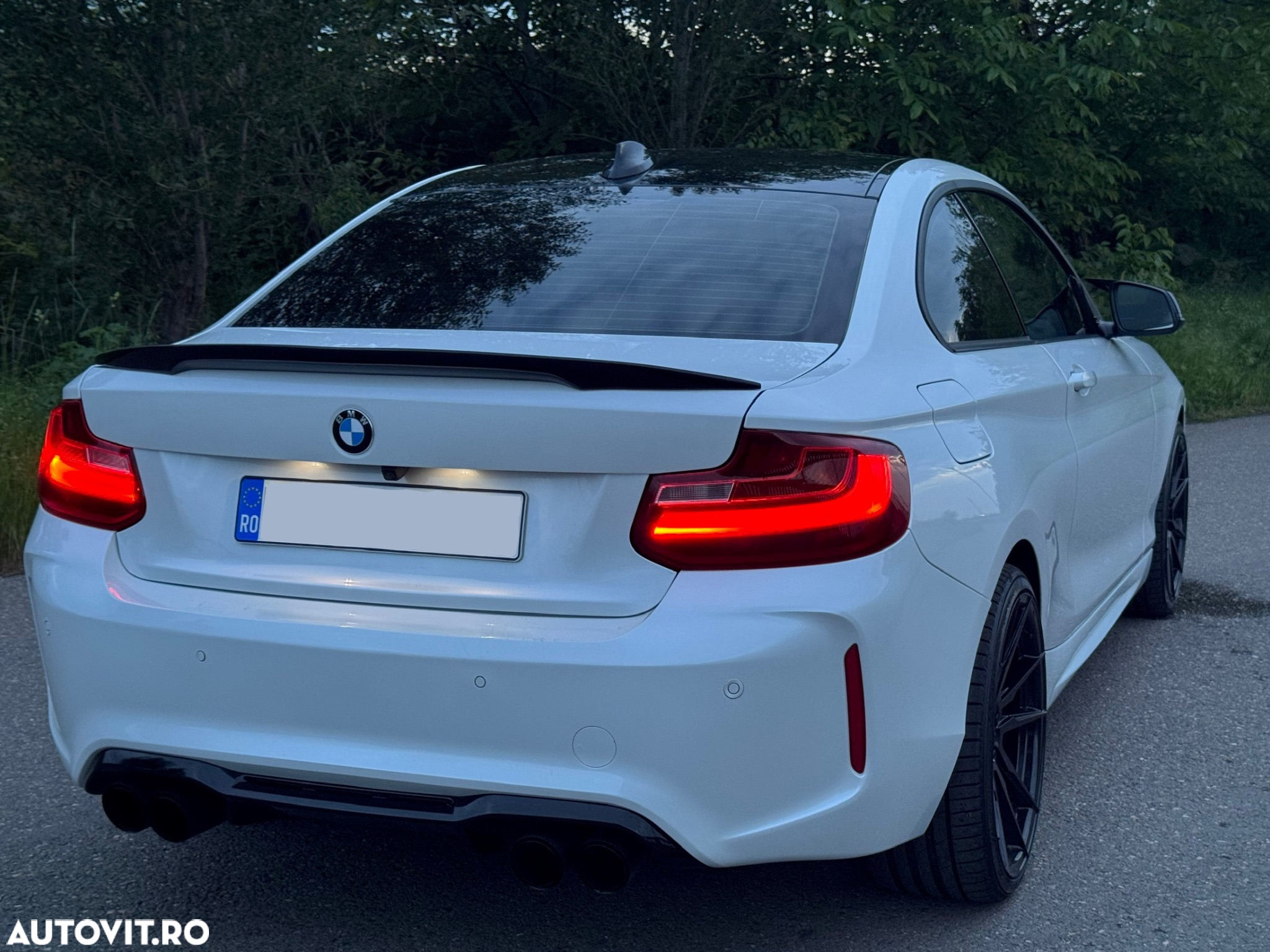 BMW Seria 2 220d - 5