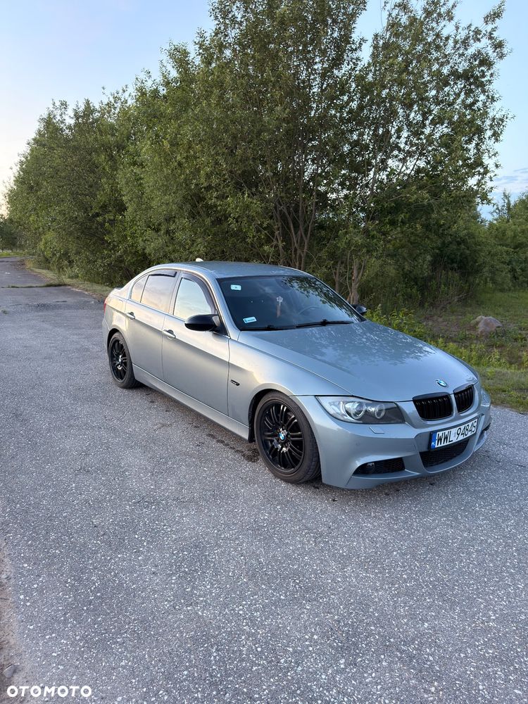 BMW Seria 3 325i - 3