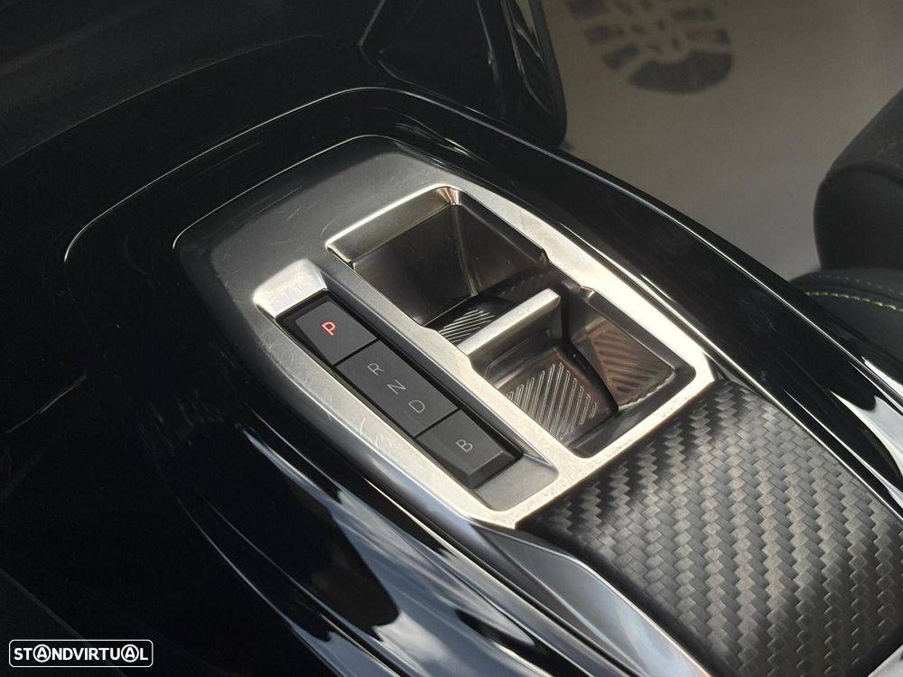 Peugeot e-2008 50 kWh GT - 29