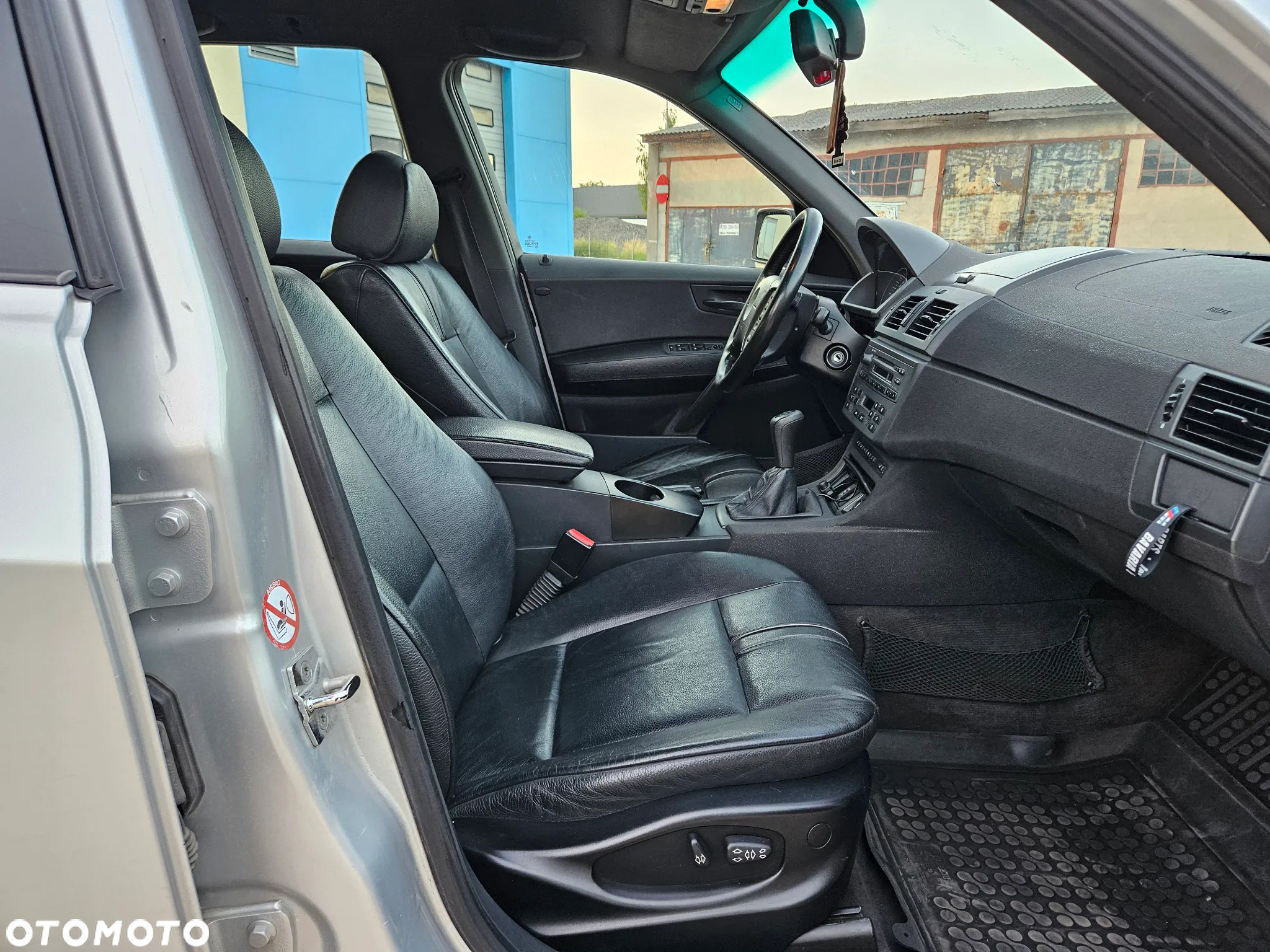 BMW X3 3.0i - 8