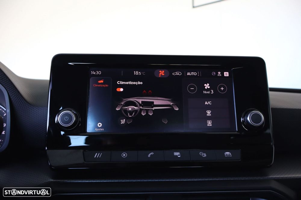 SEAT Leon ST 2.0 TDI Style Edição Fiscal - 24
