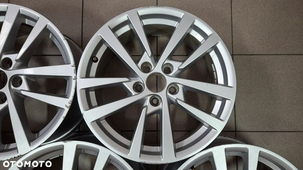 Felgi Aluminiowe 17 Audi A3 8V 5x112 ET 51 - 8