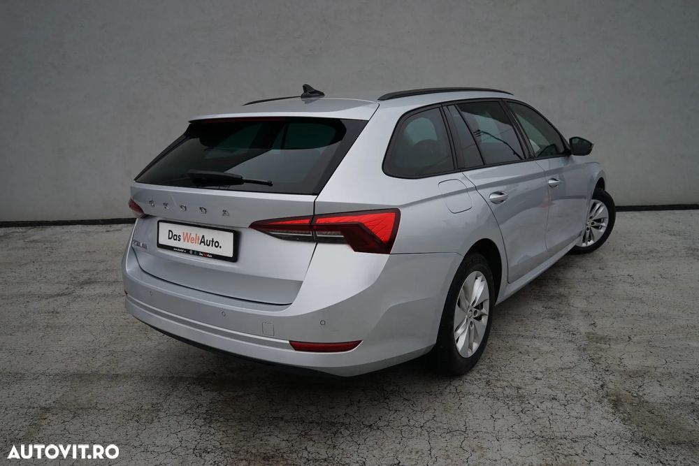 Skoda Octavia 2.0 TDI DSG Ambition - 6