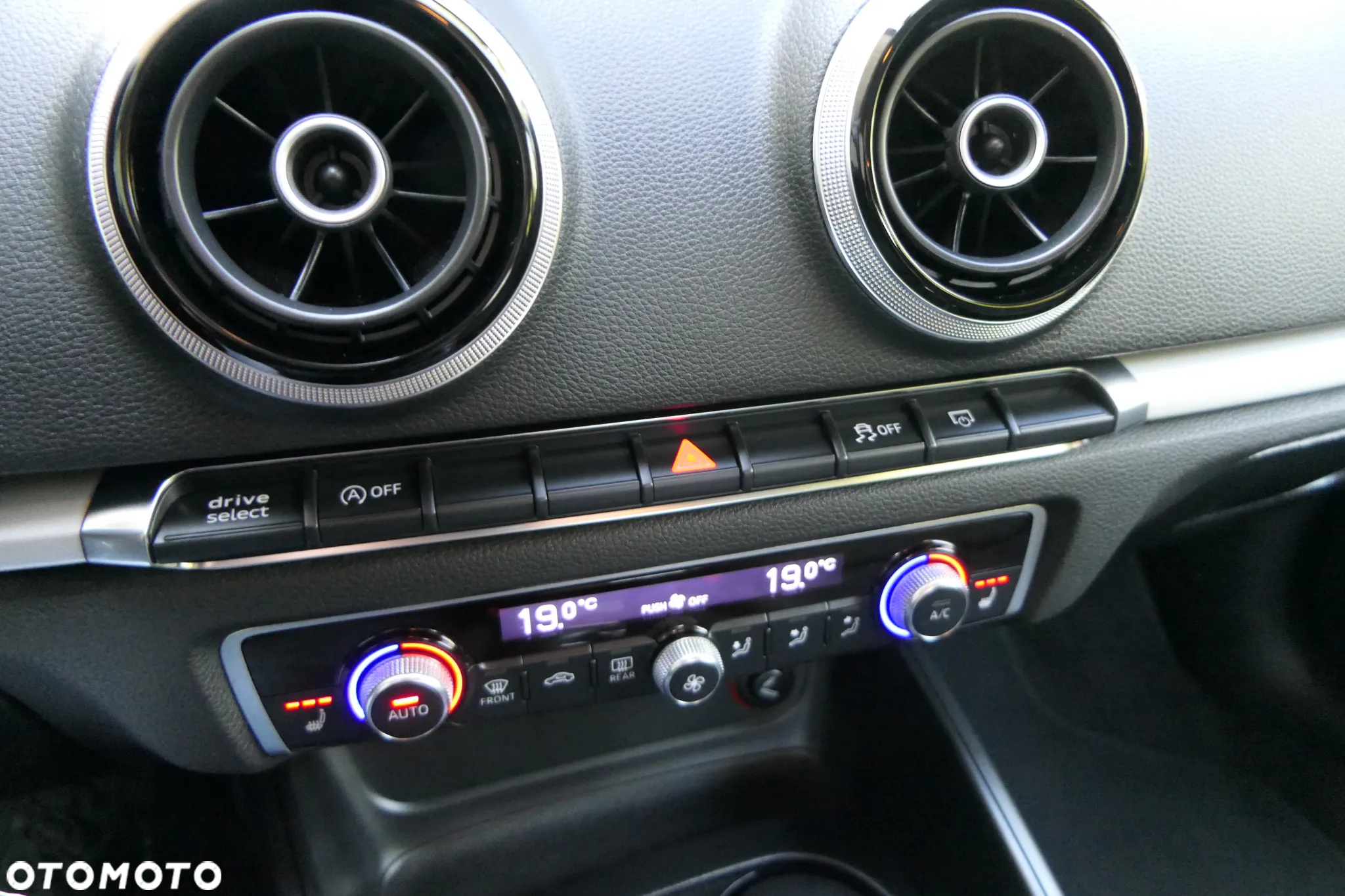 Audi A3 1.6 TDI Ambition - 25