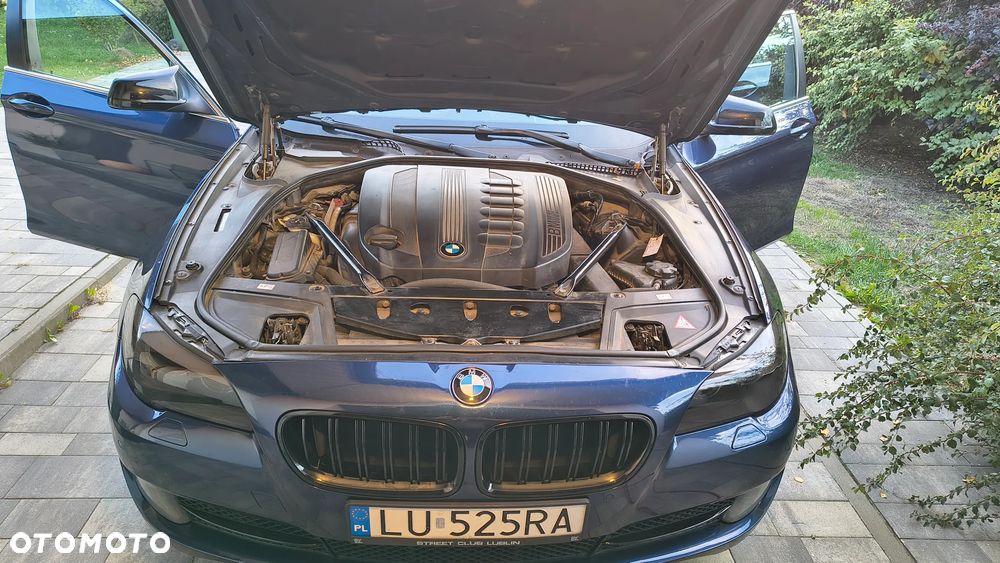 BMW Seria 5 525d - 5