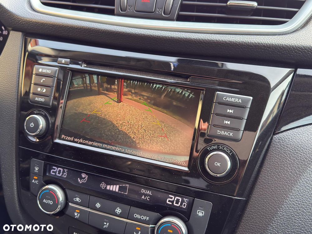 Nissan Qashqai 1.3 DIG-T Acenta - 32