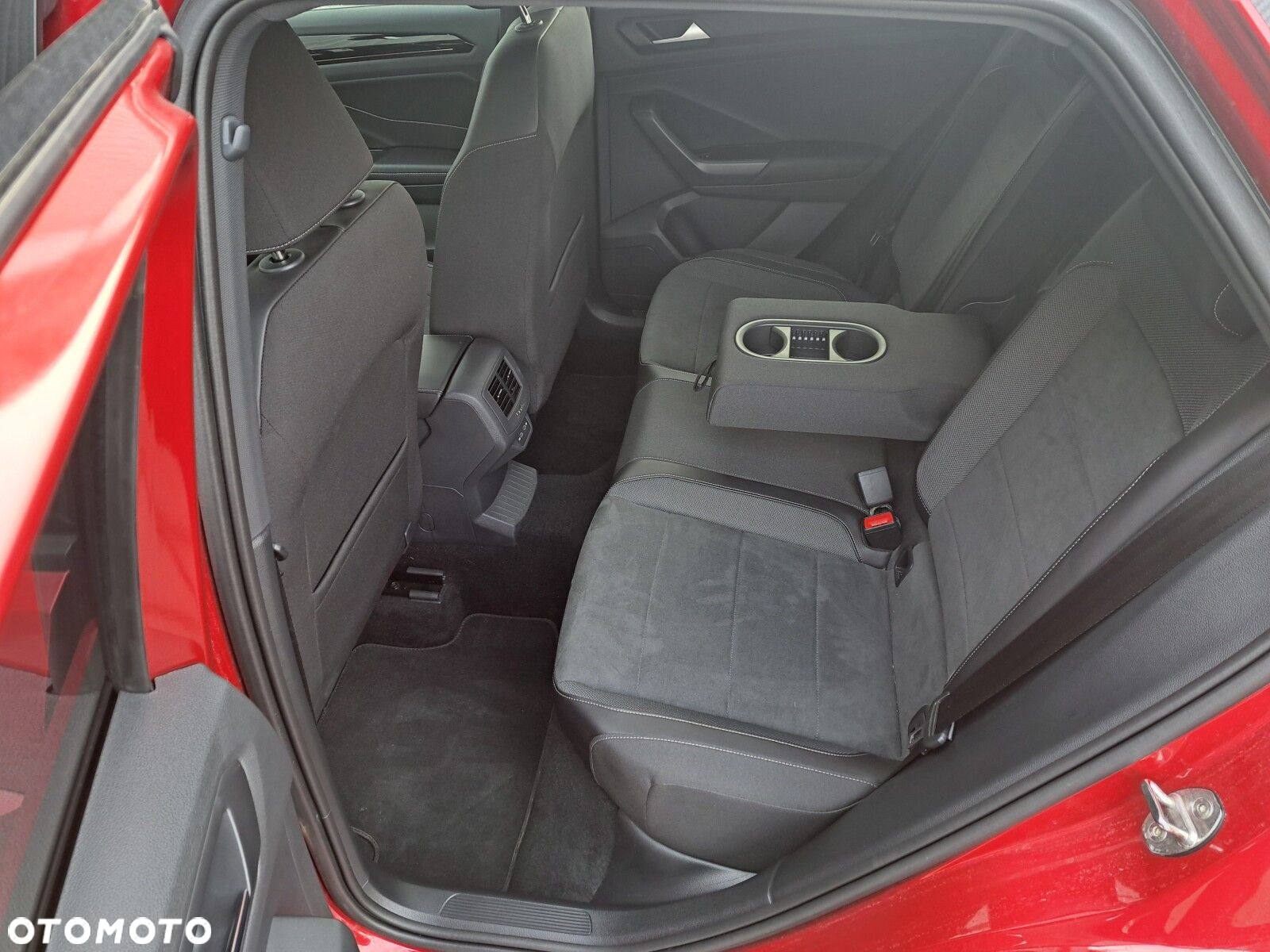 Volkswagen T-Roc 1.5 TSI Style DSG - 26