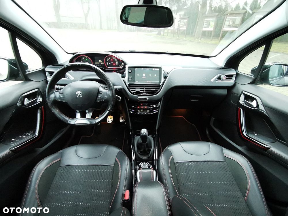 Peugeot 2008 1.5 BlueHDi GT Line S&S - 14