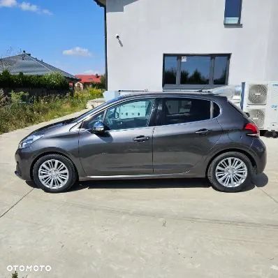 Peugeot 208 1.2 PureTech GPF Allure S&S EAT6 - 6