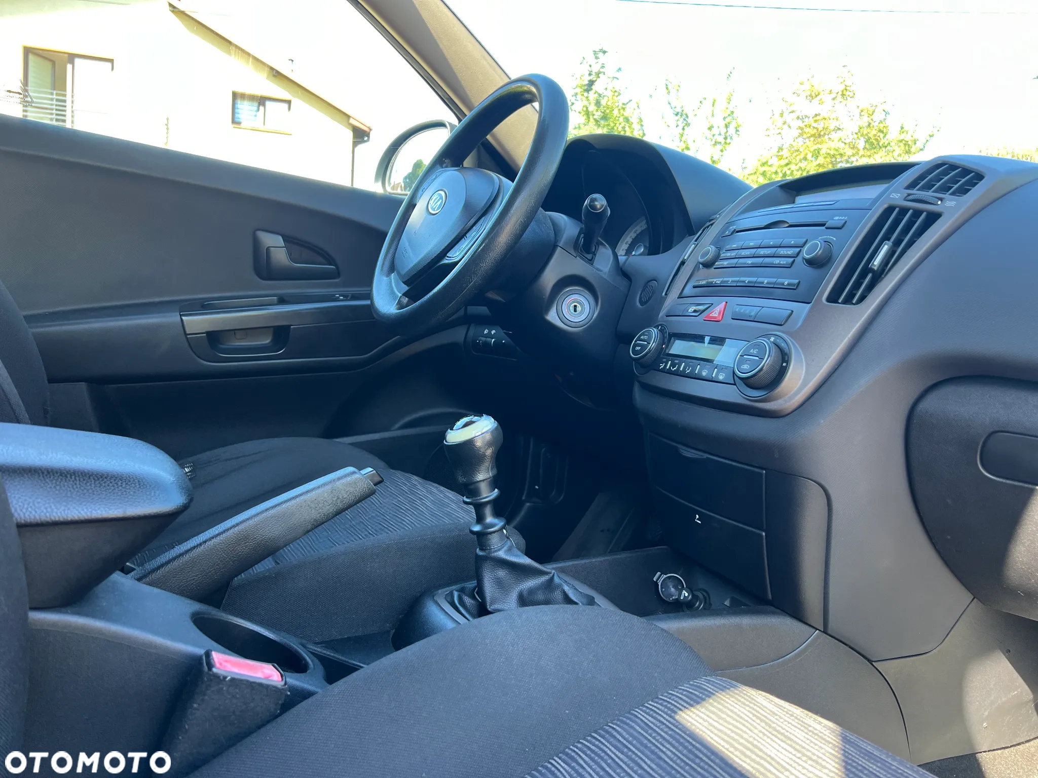 Kia Ceed - 9