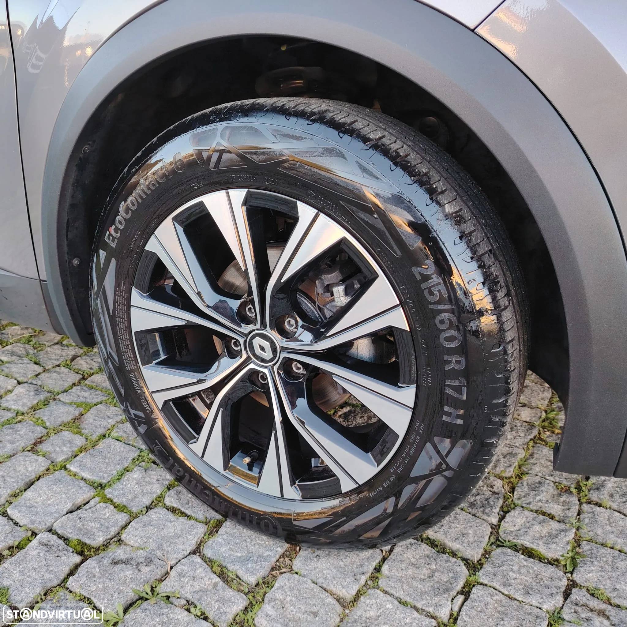 Renault Captur 1.0 TCe Techno Bi-Fuel - 33