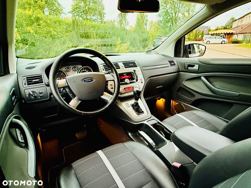 Ford Kuga 2.0 TDCi Titanium MPS6 - 12