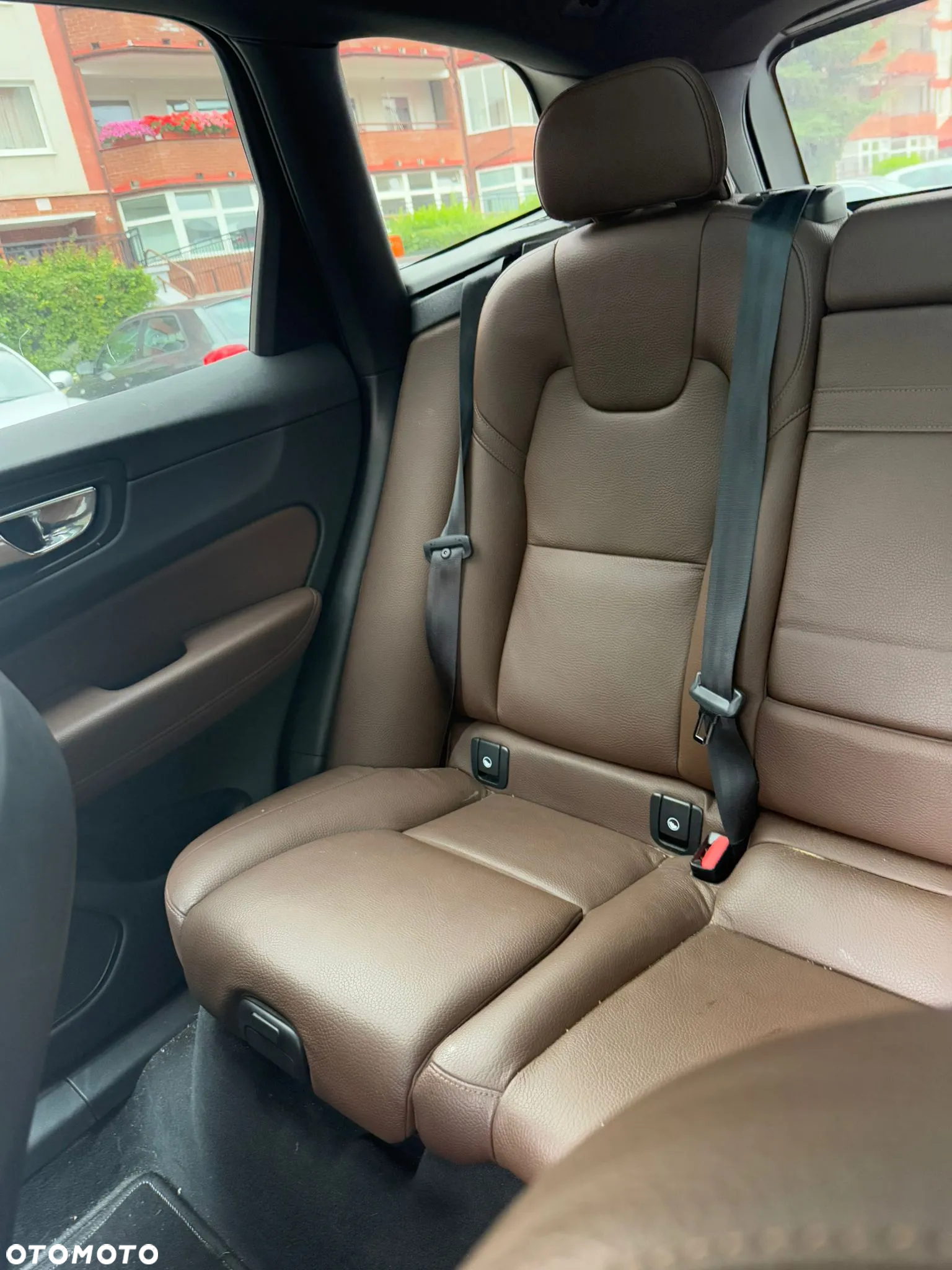 Volvo XC 60 T8 AWD Plug-In Hybrid Inscription - 18