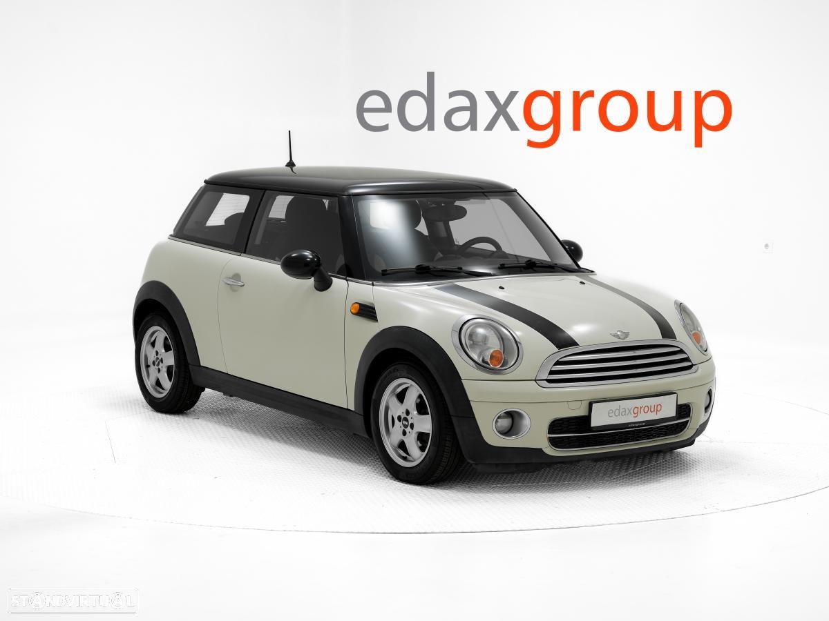 MINI 3 Portas Cooper D - 1