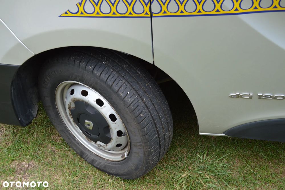 Renault Trafic - 28
