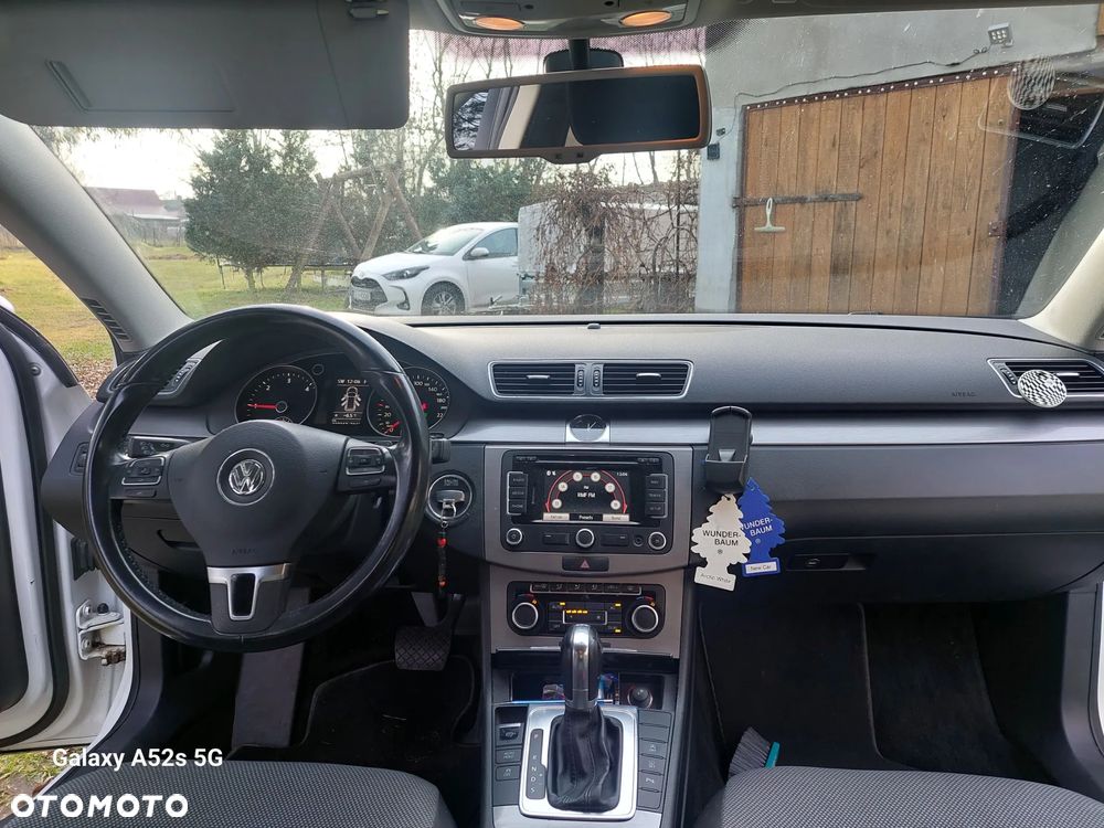 Volkswagen Passat 2.0 Blue TDI DSG SCR Comfortline - 17