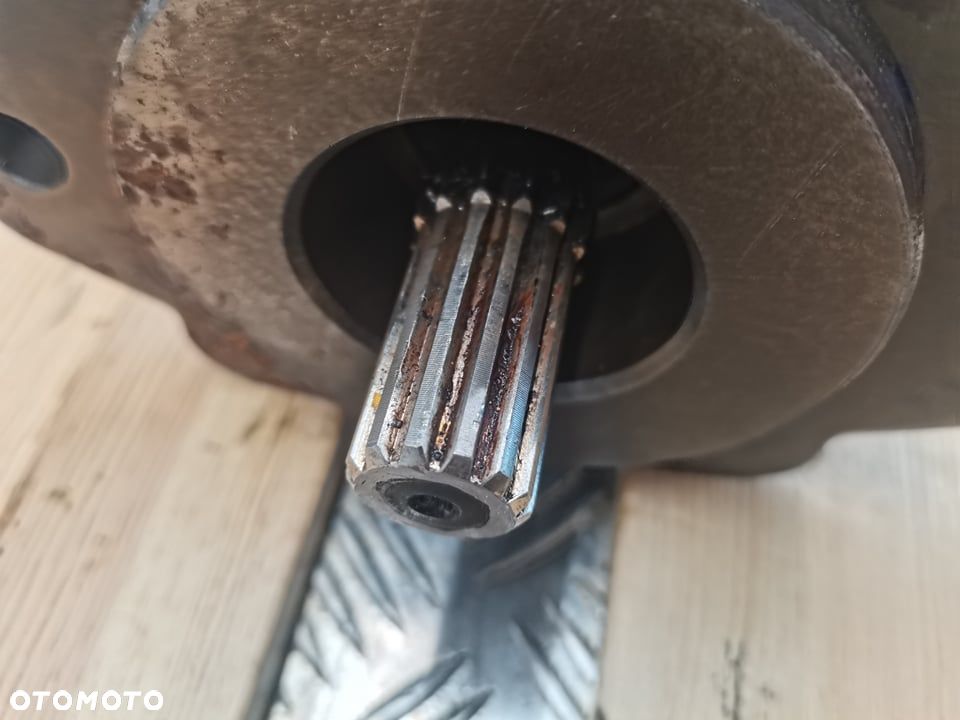Manitou MLT 731 {Pompa robocza Casappa 03580500} - 6